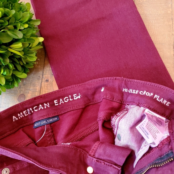 American Eagal NE(X)T LEVEL STRETCH Hi-Rise Crop Flare Burgandy Jean Pants NWOT - Picture 4 of 10